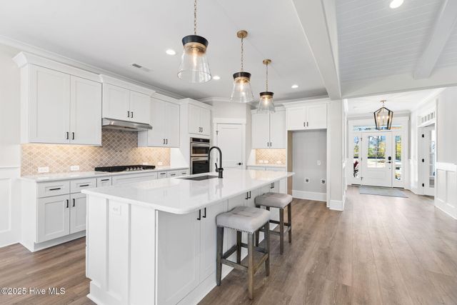 7366 Foxbriar Drive, Leland, NC 28451