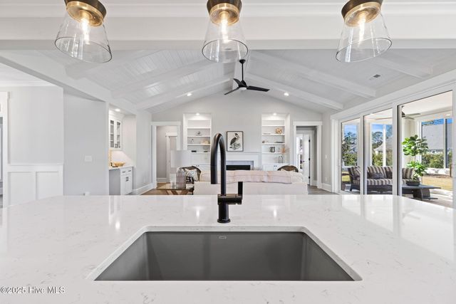 7366 Foxbriar Drive, Leland, NC 28451