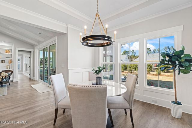 7366 Foxbriar Drive, Leland, NC 28451