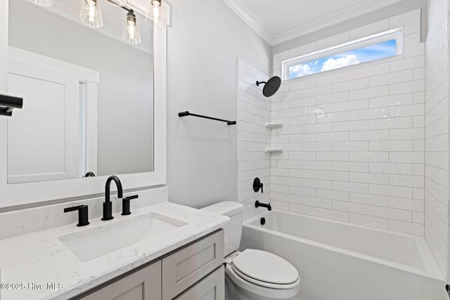 7366 Foxbriar Drive, Leland, NC 28451