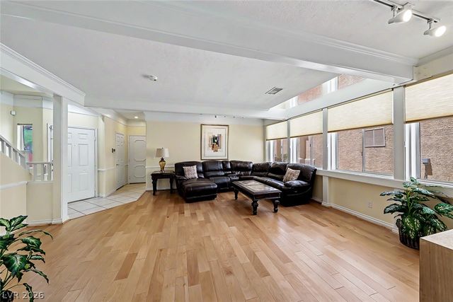 9594 Parvin Street, Las Vegas, NV 89123