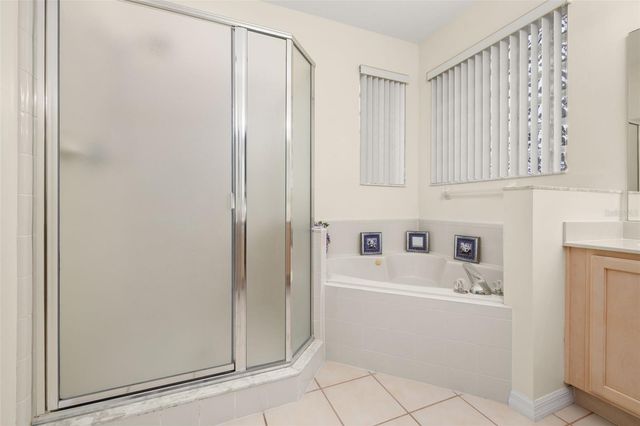 111 SAND PINE LANE, Davenport, FL 33837