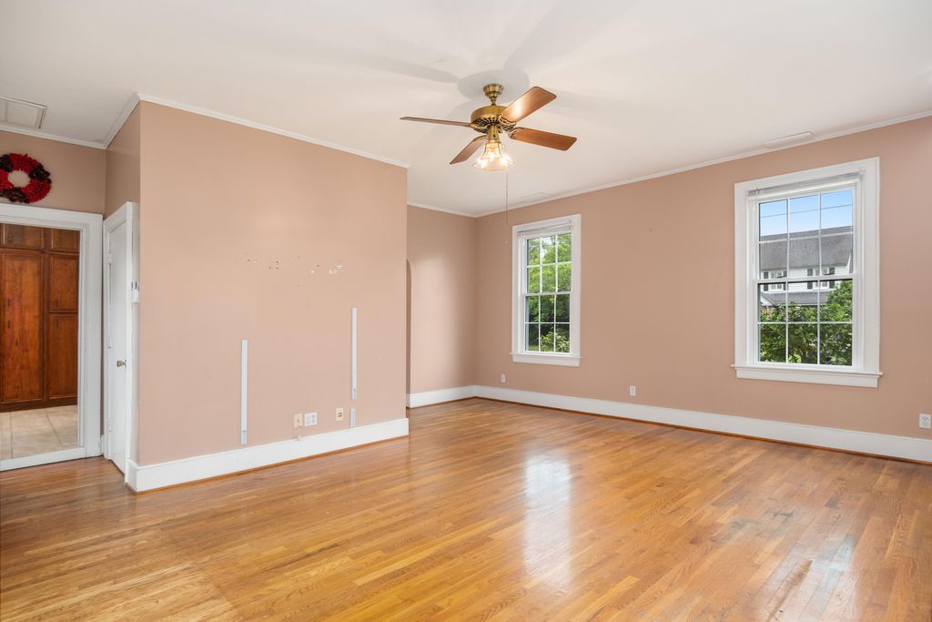 Image 13 of property listing at 2131 Westrivers Road, Charleston, SC 29412