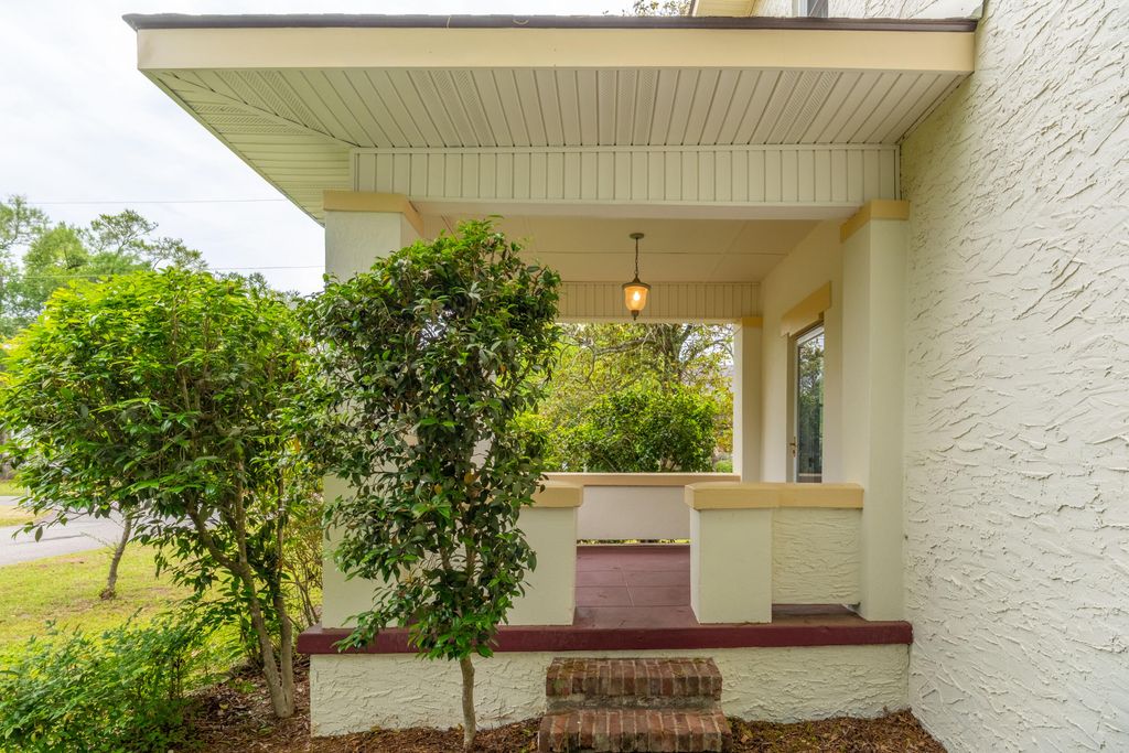 Image 46 of property listing at 2131 Westrivers Road, Charleston, SC 29412