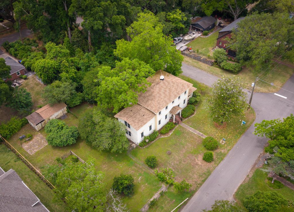 Image 51 of property listing at 2131 Westrivers Road, Charleston, SC 29412
