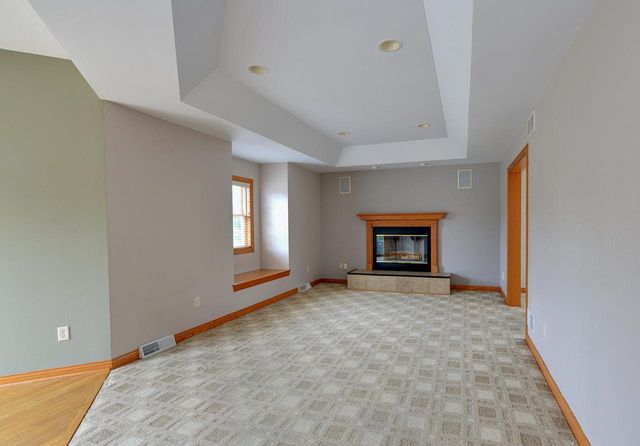 4851 W Alesci DRIVE, Franklin, WI 53132