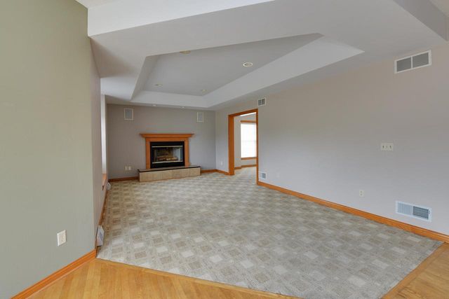 4851 W Alesci DRIVE, Franklin, WI 53132