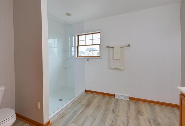 4851 W Alesci DRIVE, Franklin, WI 53132