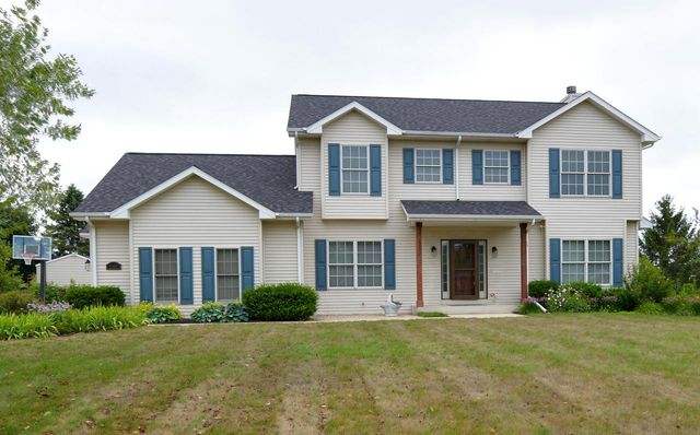 4851 W Alesci DRIVE, Franklin, WI 53132