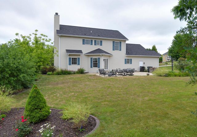 4851 W Alesci DRIVE, Franklin, WI 53132