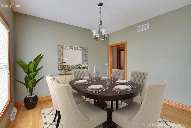 4851 W Alesci DRIVE, Franklin, WI 53132
