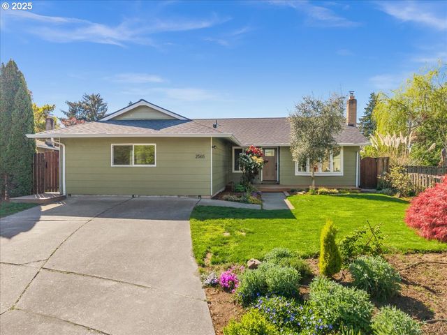 2565 Sw 211TH Ct, Beaverton, OR 97003