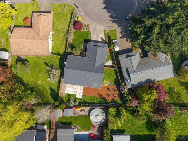 2565 Sw 211TH Ct, Beaverton, OR 97003