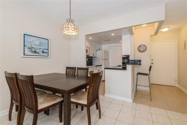 720 ORTON Avenue 306, Fort Lauderdale, FL 33304
