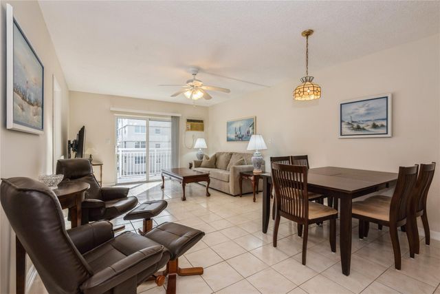 720 ORTON Avenue 306, Fort Lauderdale, FL 33304