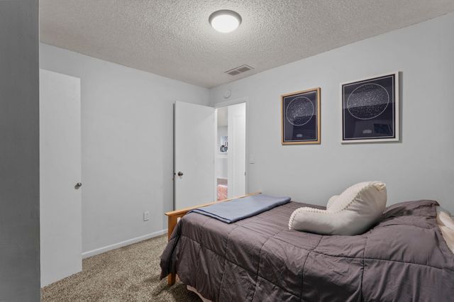 899 Park Knoll Drive, Eagan, MN 55123