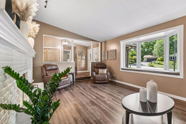 5505 W Danube Road, Fridley, MN 55432