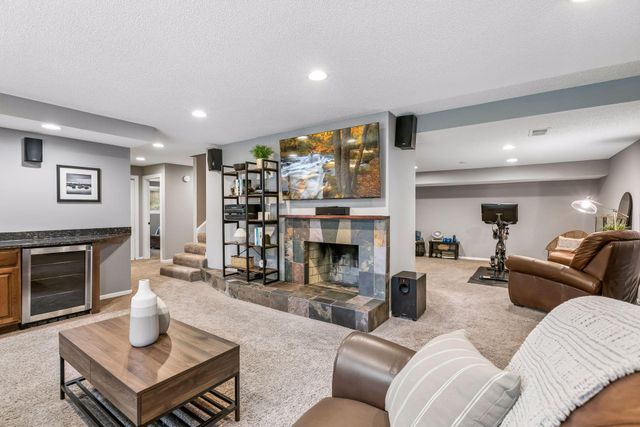 5505 W Danube Road, Fridley, MN 55432