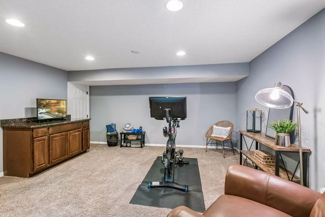5505 W Danube Road, Fridley, MN 55432