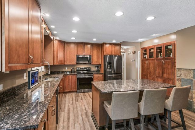 5505 W Danube Road, Fridley, MN 55432