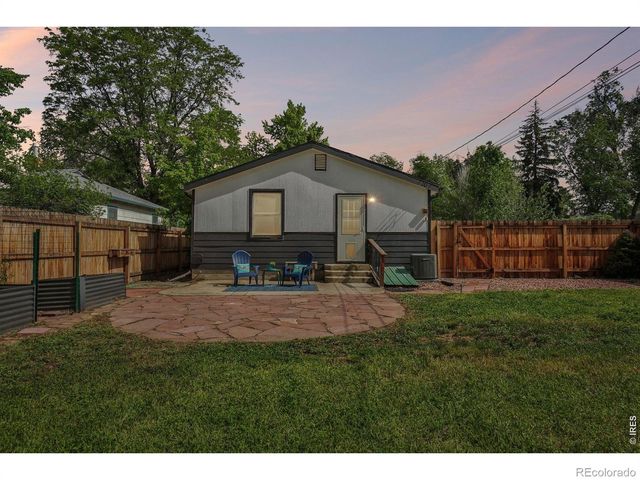 127 E Saint Clair Avenue, Longmont, CO 80504