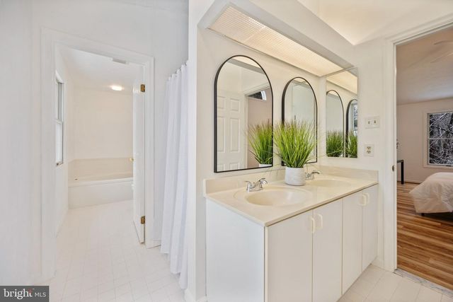 3 COTSWOLD CT, Owings Mills, MD 21117