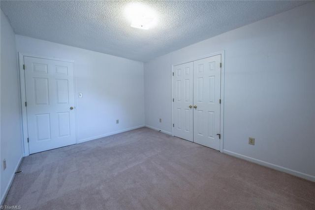 265 Rolling Green Drive, Winston-salem, NC 27107