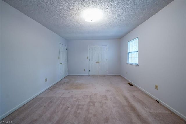 265 Rolling Green Drive, Winston-salem, NC 27107