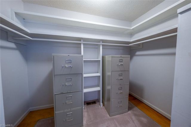 265 Rolling Green Drive, Winston-salem, NC 27107