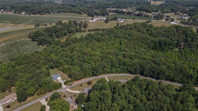 265 Rolling Green Drive, Winston-salem, NC 27107