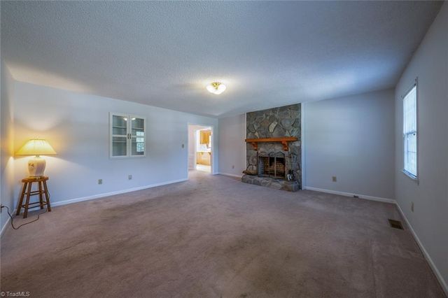265 Rolling Green Drive, Winston-salem, NC 27107