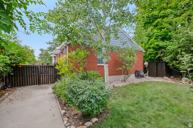 1551 E DOWNINGTON AVE, Salt Lake City, UT 84105