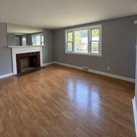 69 Lorraine, Weymouth, MA 02189