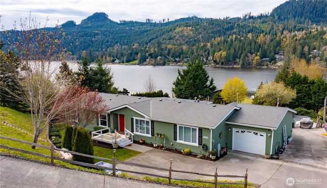 18566 Mason Court, Mount Vernon, WA 98274