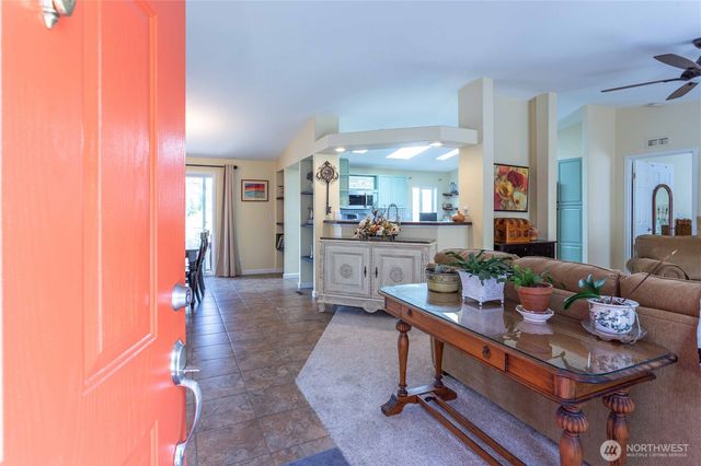 18566 Mason Court, Mount Vernon, WA 98274