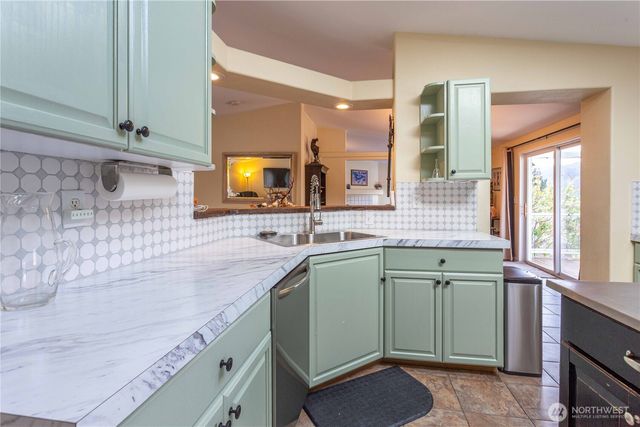 18566 Mason Court, Mount Vernon, WA 98274