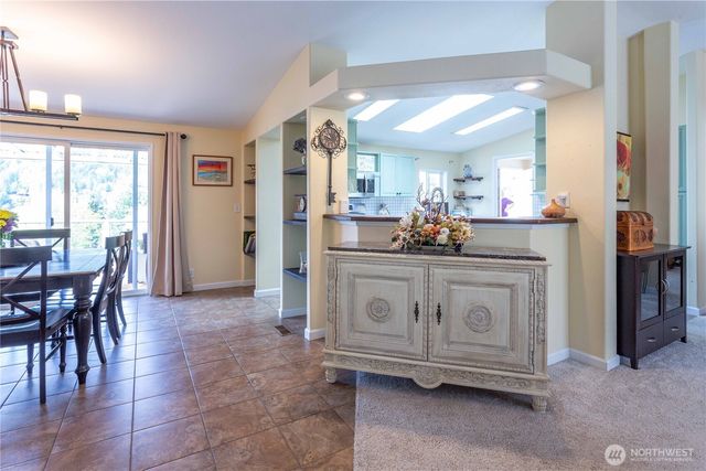 18566 Mason Court, Mount Vernon, WA 98274