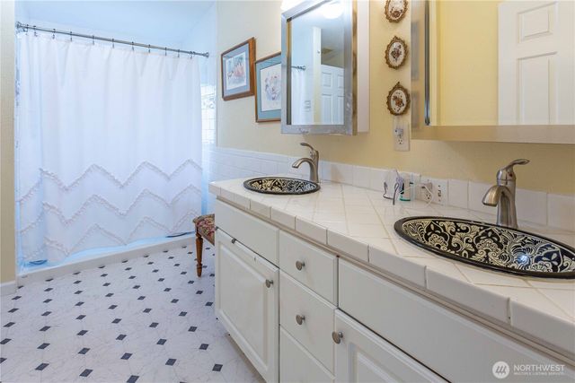 18566 Mason Court, Mount Vernon, WA 98274