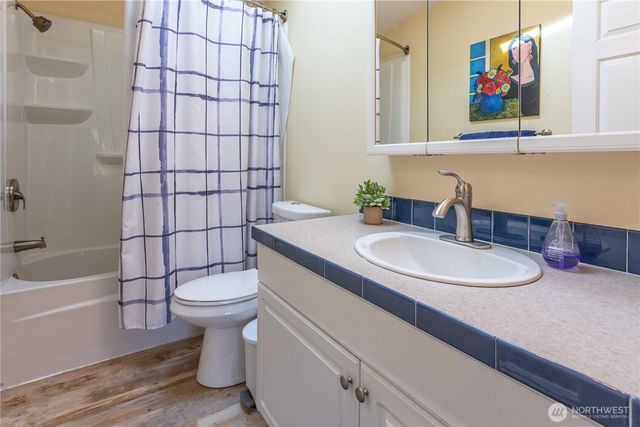 18566 Mason Court, Mount Vernon, WA 98274