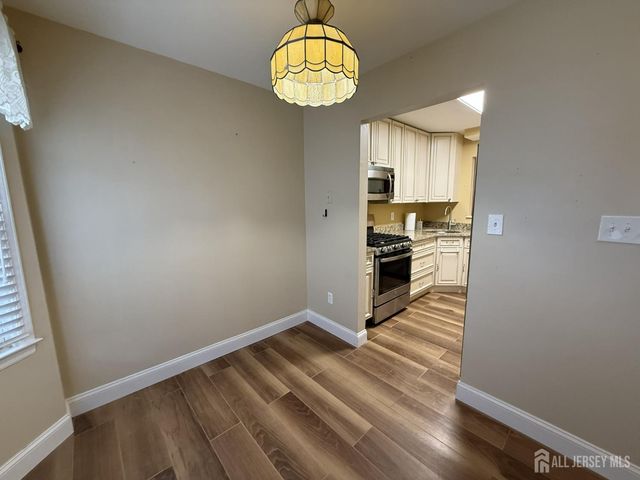 43 Dallenbach Lane, East Brunswick, NJ 08816