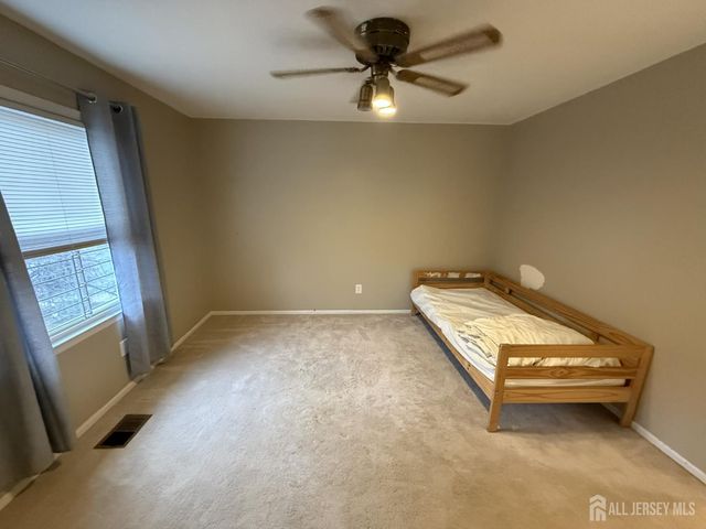 43 Dallenbach Lane, East Brunswick, NJ 08816