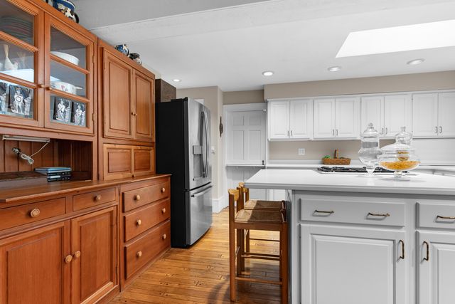 2699 Hickory Avenue, Rockford, IL 61114