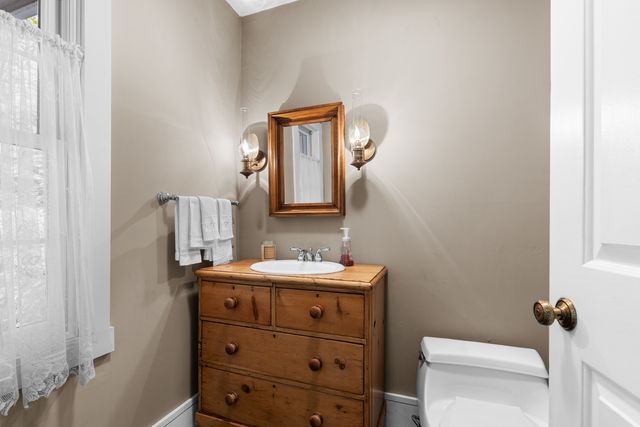 2699 Hickory Avenue, Rockford, IL 61114