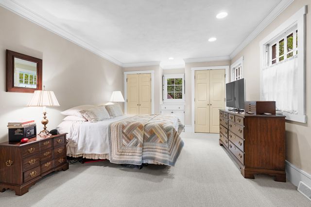 2699 Hickory Avenue, Rockford, IL 61114