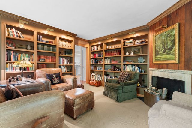 2699 Hickory Avenue, Rockford, IL 61114