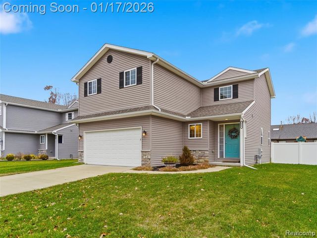 250 Fountain Park Drive, Waterford, MI 48327