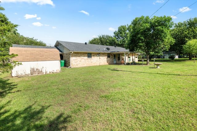 133 S Meadowbrook Drive, Pottsboro, TX 75076