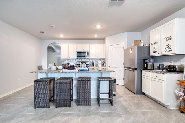725 N FIRWOOD DRIVE, Deltona, FL 32725