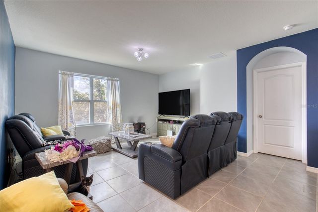 725 N FIRWOOD DRIVE, Deltona, FL 32725