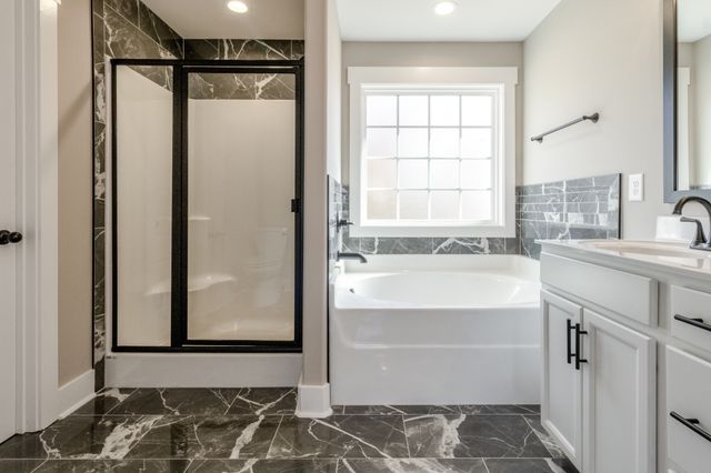 850 Limestone Way, Clarksville, TN 37043